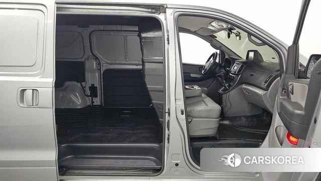 Hyundai The New Grand Starex id 3911134 из Кореи 9