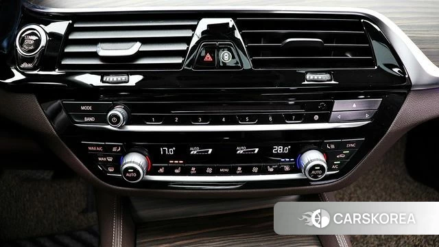 BMW 5 Series (G30) id 4574429 из Кореи 9
