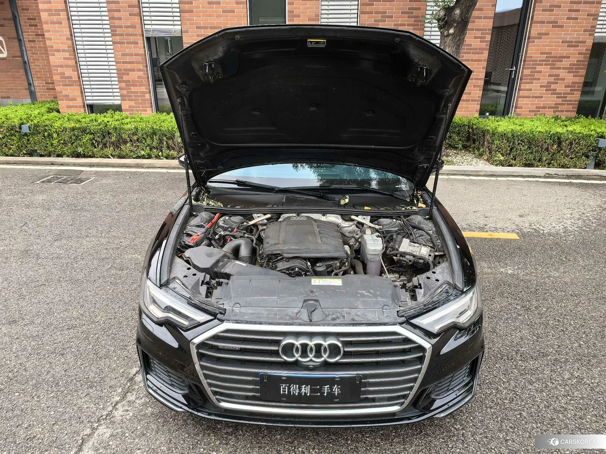 Audi A6L id 4492632 из Китая 9