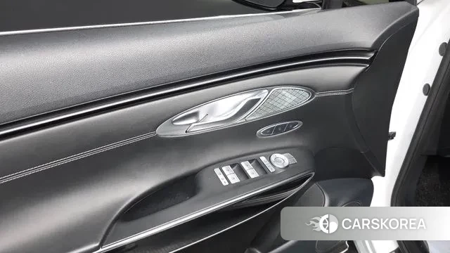 Genesis GV70 id 3290868 из Кореи 9