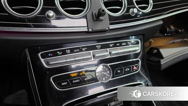 Mercedes-Benz E-Class W213 id 4581533 из Кореи 9