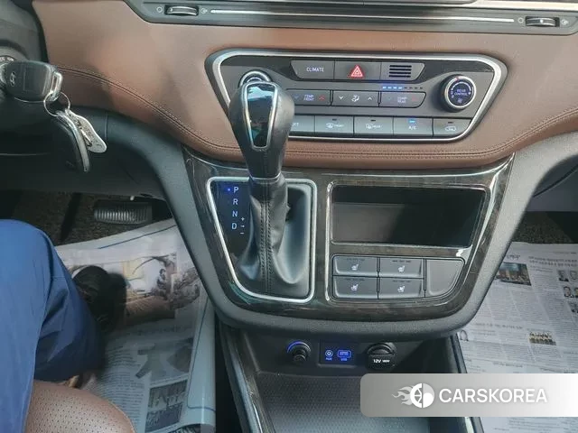 Hyundai The New Grand Starex id 3042299 из Кореи 9