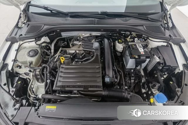 Volkswagen Golf id 4258516 из Китая 9