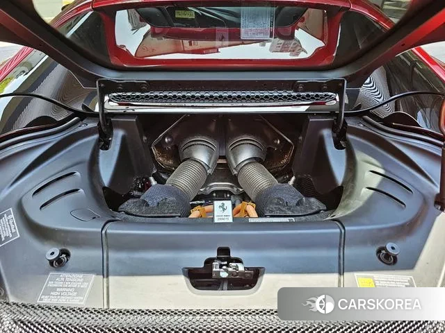 Ferrari 296 GTS id 3021855 из Кореи 9