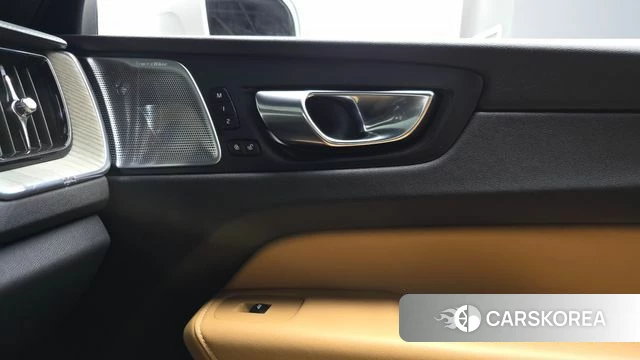 Volvo XC60 second Generation id 4180173 из Кореи 9