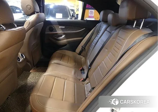 Mercedes-Benz E-Class W213 id 3596632 из Кореи 9