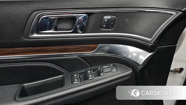 Ford Explorer id 3423423 из Кореи 9