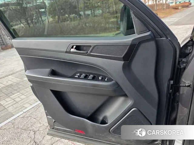 Ssangyong Rexton Sports id 3499386 из Кореи 9