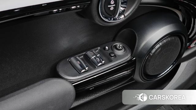 Mini Cooper S Convertible id 4578924 из Кореи 9