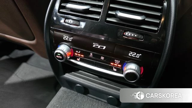 BMW 5 Series (G30) id 3820813 из Кореи 9