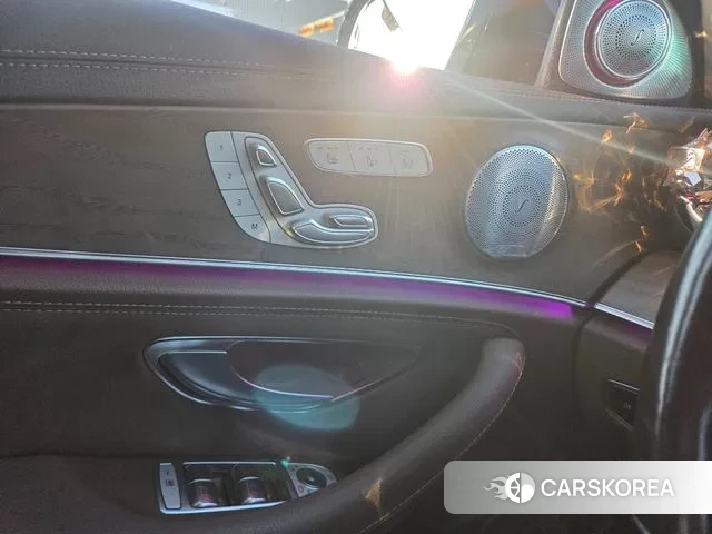 Mercedes-Benz E-Class W213 id 3439902 из Кореи 9