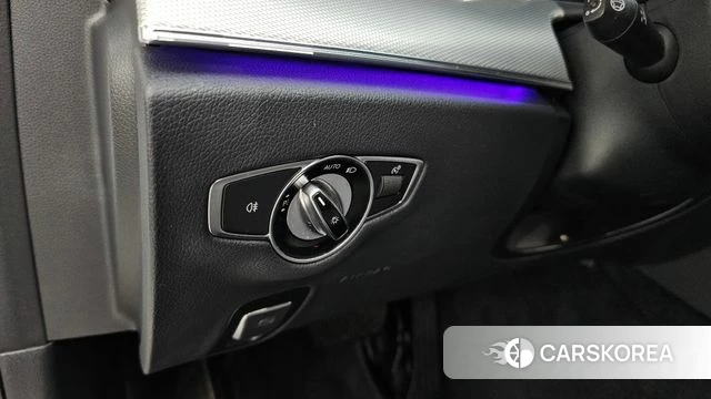 Mercedes-Benz E-Class W213 id 3879322 из Кореи 9