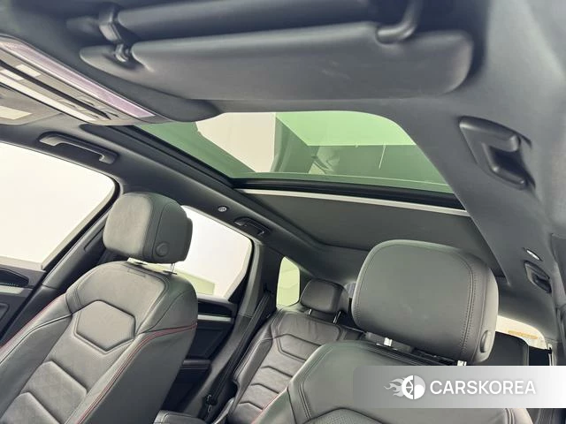 Volkswagen Touareg id 4258589 из Китая 9