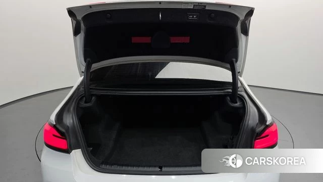 BMW 5 Series (G30) id 4267271 из Кореи 9