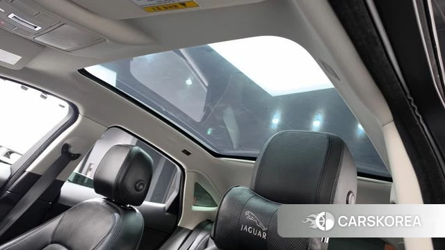 Jaguar E-PACE id 4836779 из Кореи 9