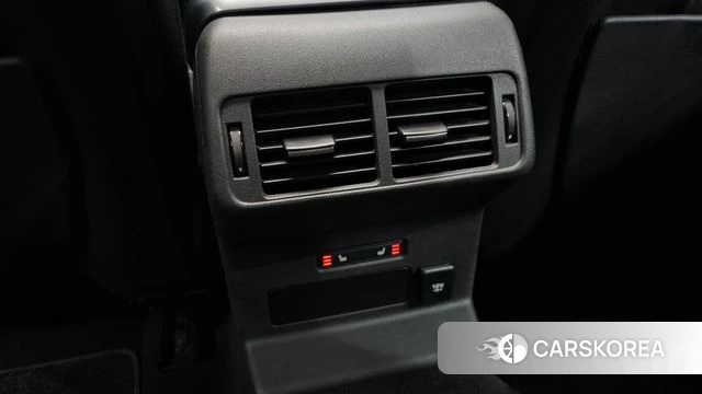 Land Rover Range Rover Velar id 3894249 из Кореи 9