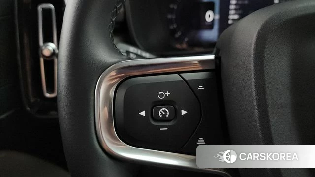 Volvo XC40 id 4602321 из Кореи 9