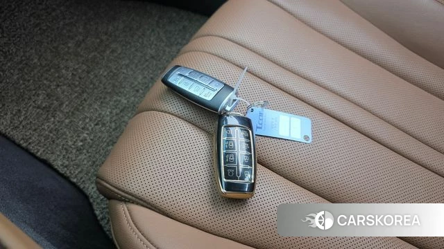 Genesis G80 (RG3) id 4223825 из Кореи 9