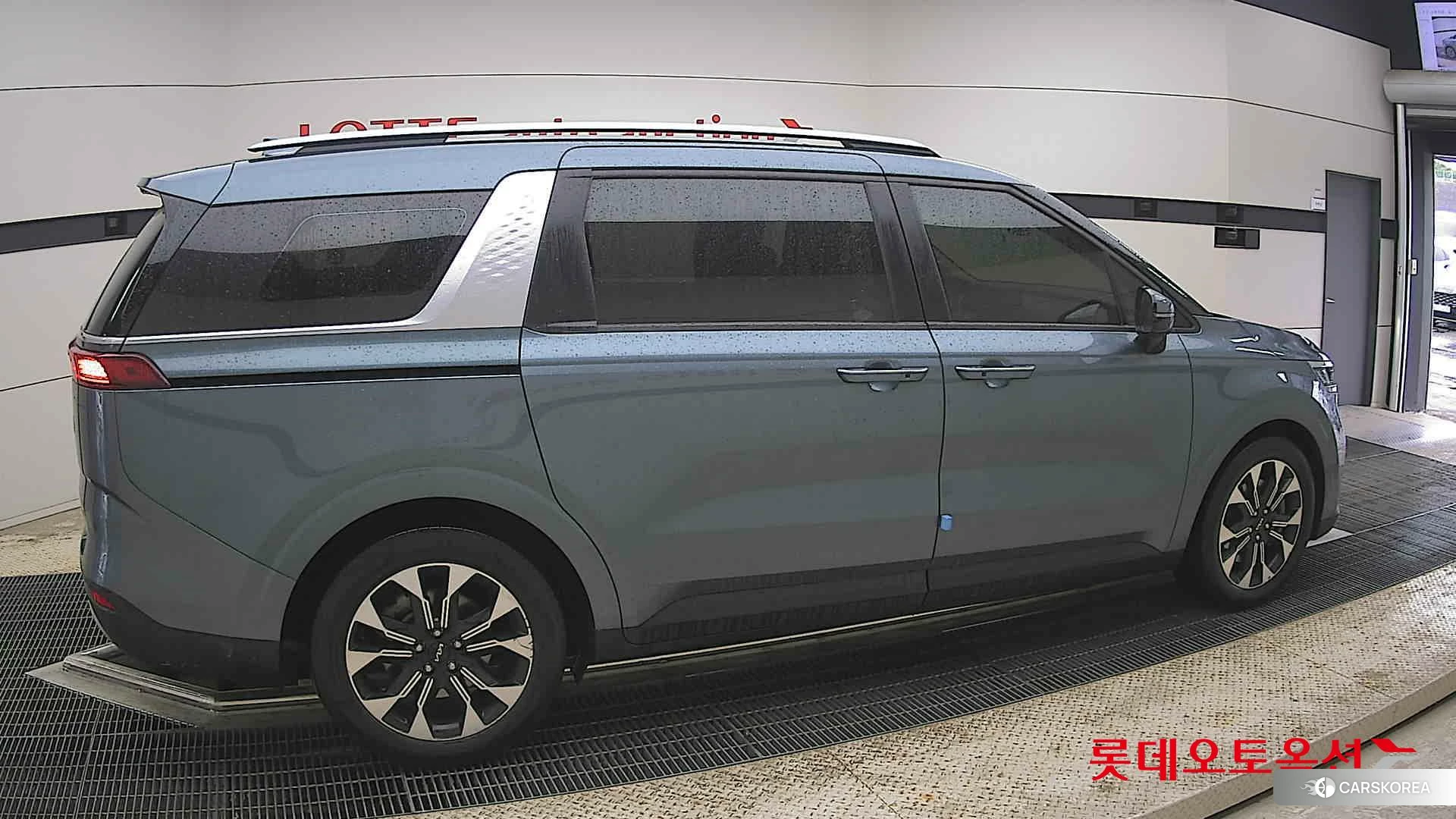Kia Carnival id 4352423 из Кореи 9