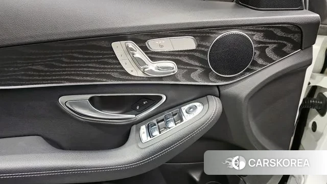 Mercedes-Benz C-Class W205 id 3754265 из Кореи 9