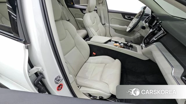 Volvo V60 Cross-Country 2nd Generation id 4507153 из Кореи 9