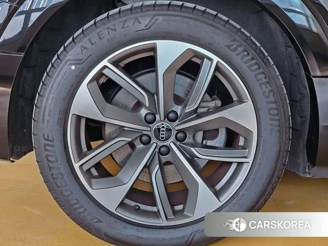 Audi e-Tron id 3629364 из Кореи 9