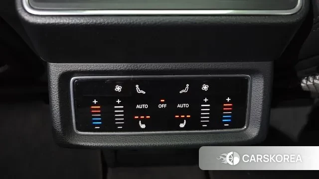 Audi e-Tron id 3702546 из Кореи 9