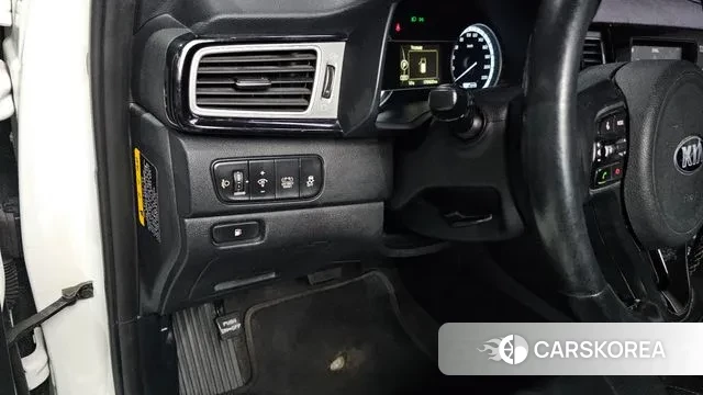 Kia Niro id 3703888 из Кореи 10