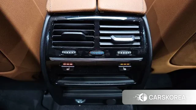 BMW 5 Series (G30) id 3291965 из Кореи 10