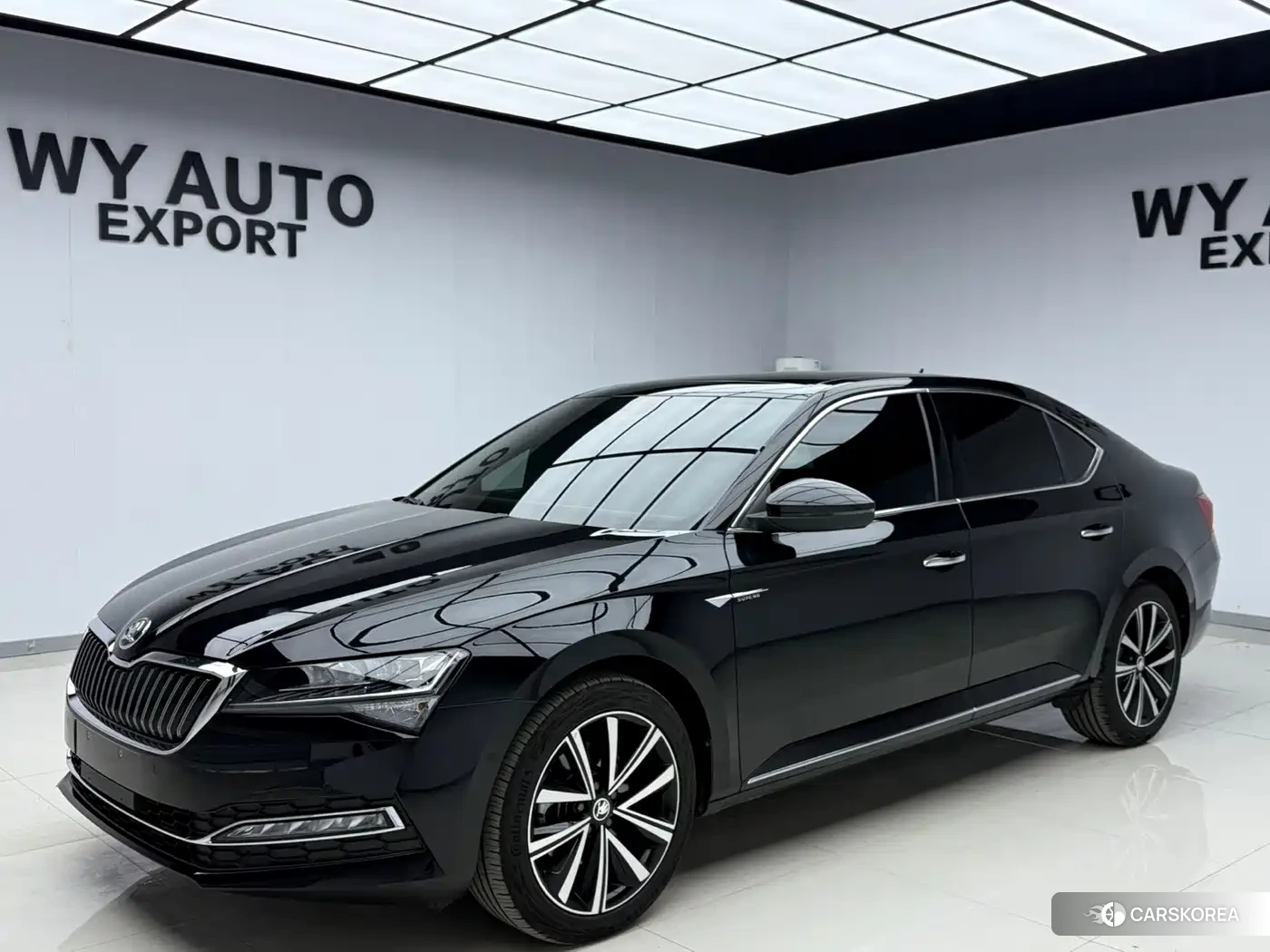 Skoda Superb id 4654499 из Китая 10