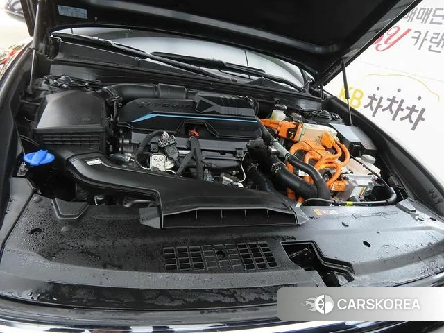 Hyundai Grandeur Hybrid (GN7) id 4194624 из Кореи 10