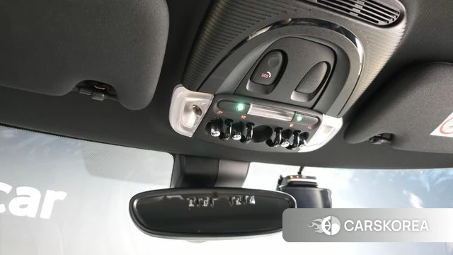 Mini Cooper Electric id 4201944 из Кореи 10