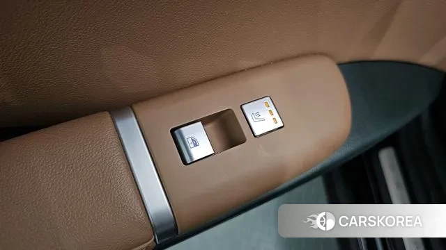 Hyundai Grandeur (GN7) id 2984178 из Кореи 10