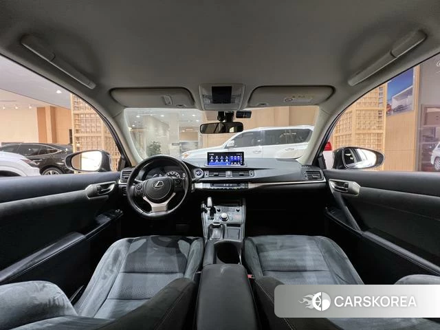 Lexus CT id 4213447 из Китая 10