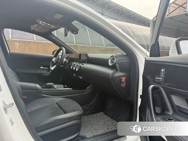 Mercedes-Benz Class A id 4359636 из Китая 10
