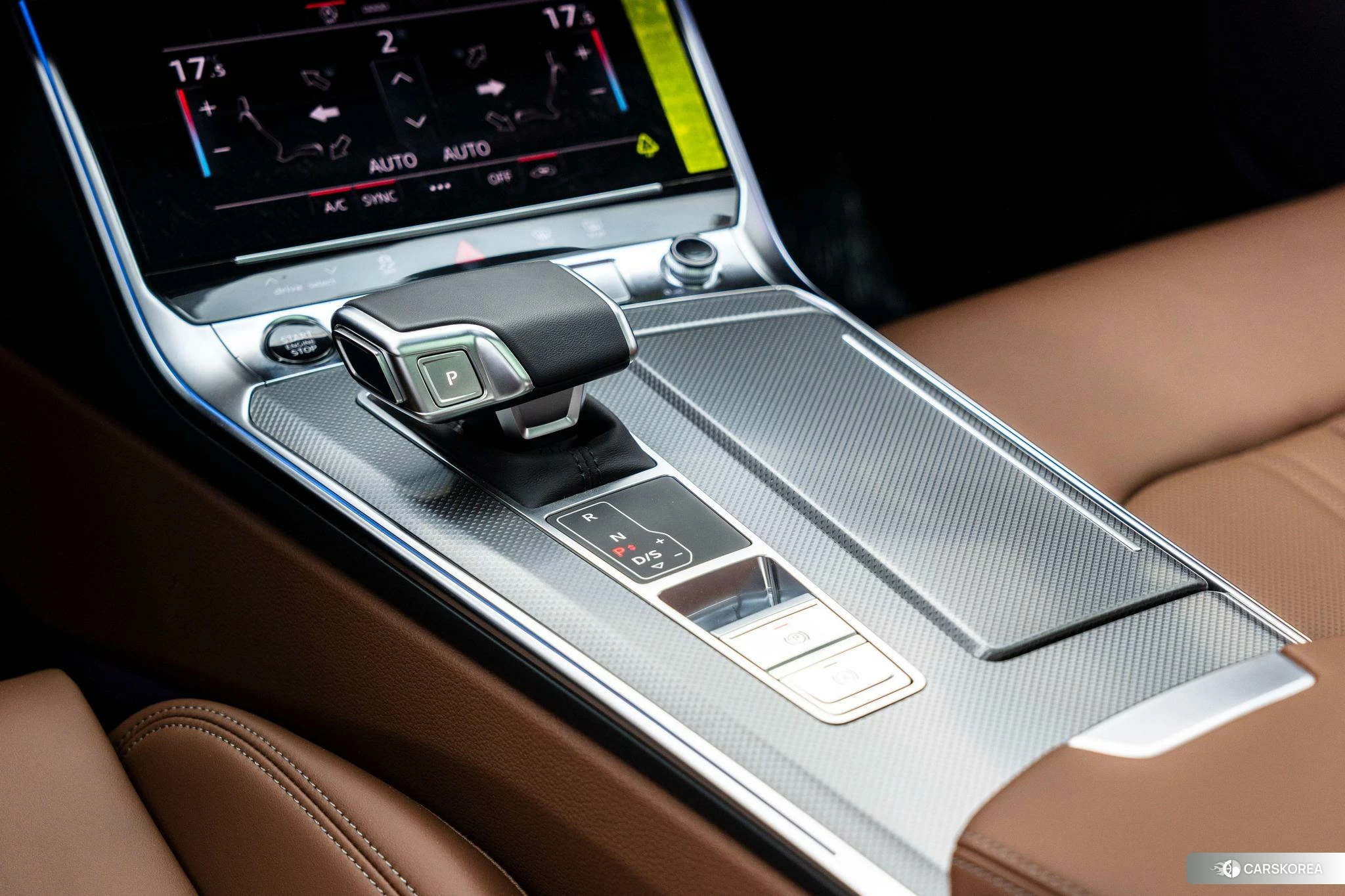 Audi A6L id 4452846 из Китая 10