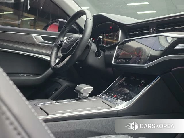 Audi A6L id 4259494 из Китая 10