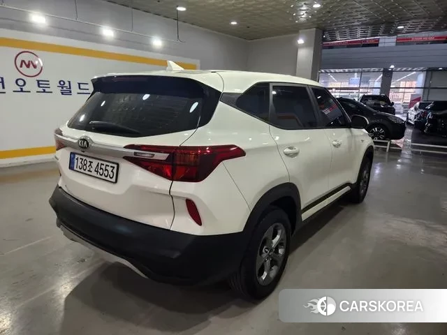 Kia Seltos id 3619135 из Кореи 10