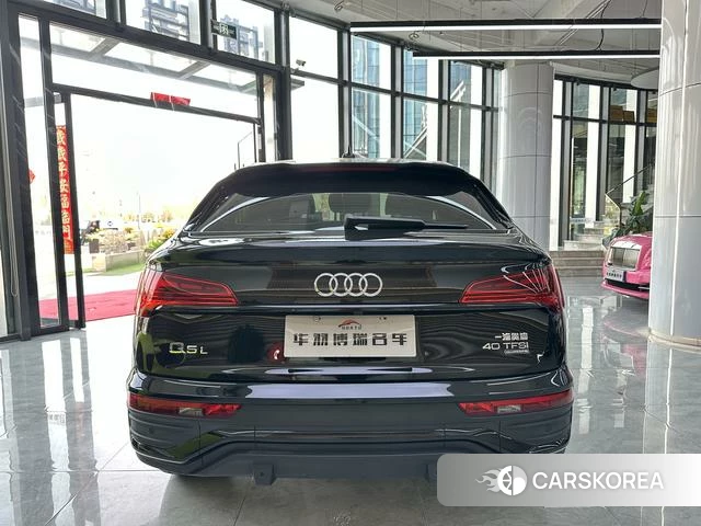 Audi Q5L Sportback id 3895939 из Китая 10