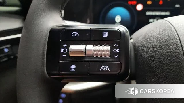 Hyundai Grandeur (GN7) id 3168723 из Кореи 10