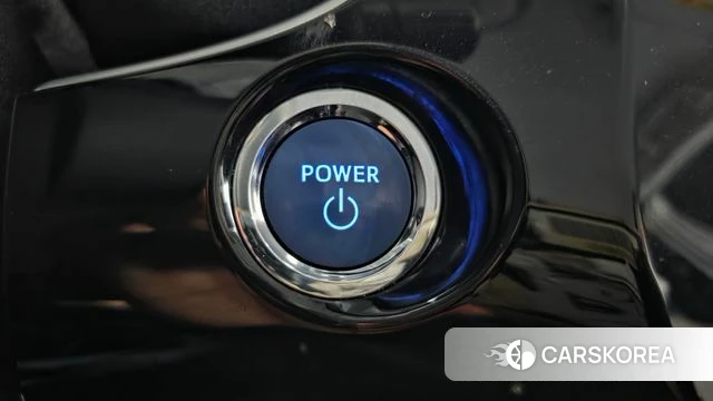 Toyota Prius 4th Generation id 4683987 из Кореи 10