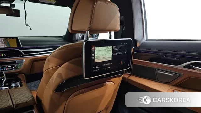 BMW 7 Series (G11) id 3718065 из Кореи 10