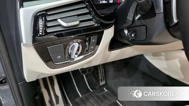 BMW 6 Series GT (G32) id 4381245 из Кореи 10