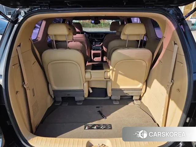 Kia The New Carnival id 3578382 из Кореи 10