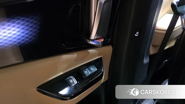 Kia Carnival 4th generation id 3740001 из Кореи 10