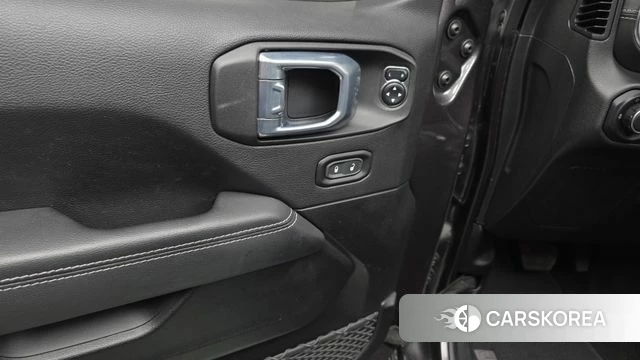 Jeep Wrangler (JL) id 4501273 из Кореи 10