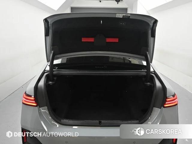BMW 5 Series (G60) id 4248349 из Кореи 10
