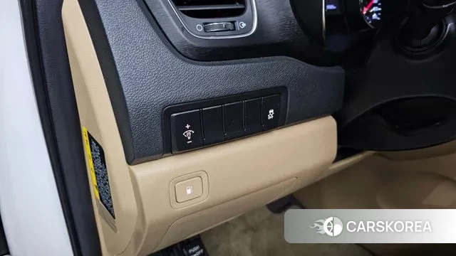 Kia The New Carnival id 3622107 из Кореи 10