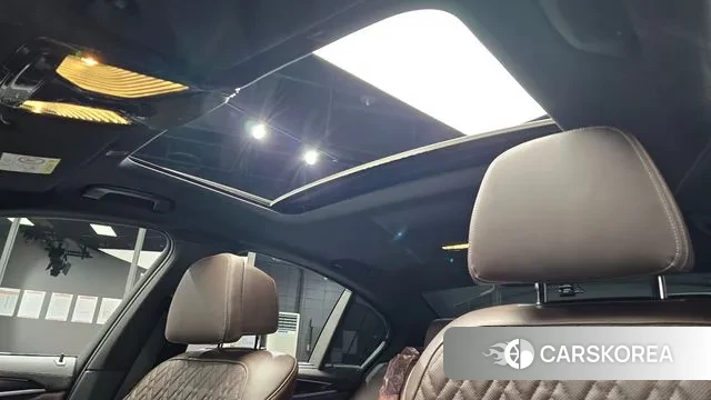 BMW 5 Series (G30) id 3452865 из Кореи 10