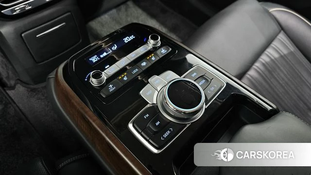 Genesis G90 id 4580668 из Кореи 10